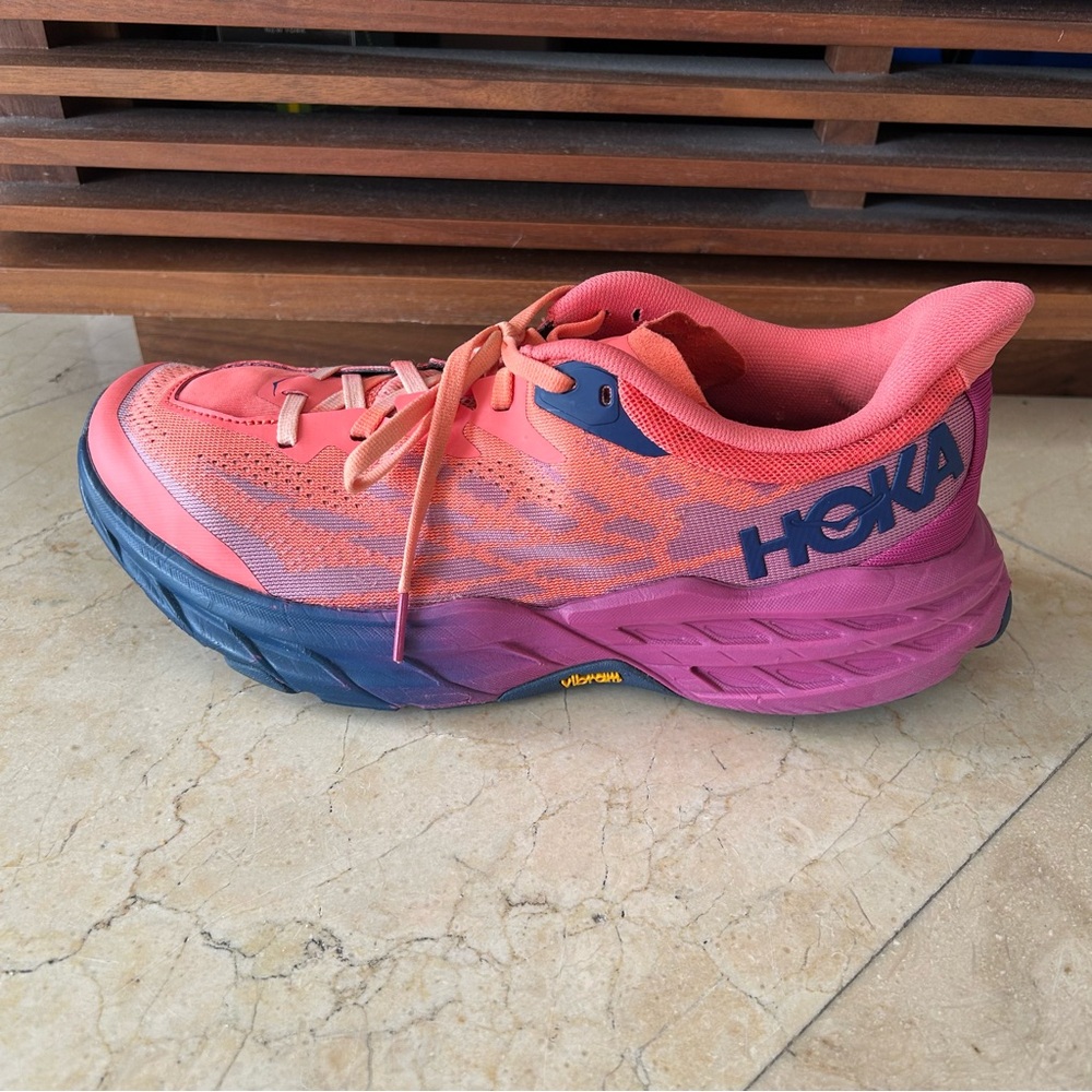 Hoka One One SpeedGoat 5 Sneakers - Picture 7 of 14